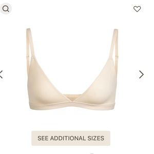 Skims Fits everybody triangle bralette